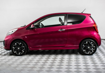 Подержанный автомобиль Kia Picanto 2014 года (8 фото)