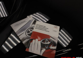 Подержанный автомобиль Toyota Corolla Sedan 2019 года (18 фото)