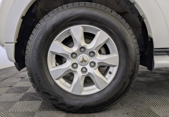 Подержанный автомобиль Mitsubishi Pajero 2021 года (12 фото)
