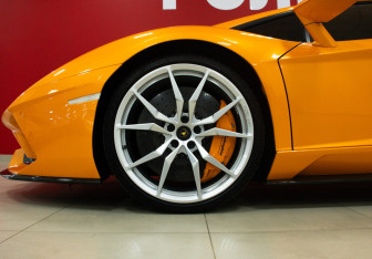 Подержанный автомобиль Lamborghini Aventador Coupe 2017 года (40 фото)