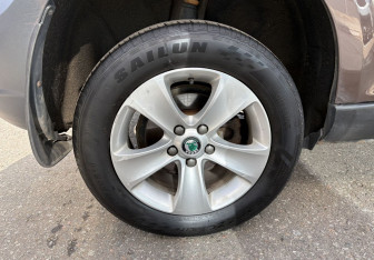 Подержанный автомобиль Skoda Yeti 2013 года (12 фото)