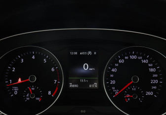 Подержанный автомобиль Volkswagen Passat Sedan 2020 года (11 фото)