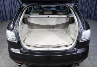 Подержанный автомобиль Mazda CX-7 2011 года (9 фото)