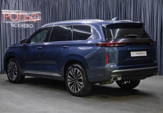 Подержанный автомобиль Exeed VX 2022 года (7 фото)