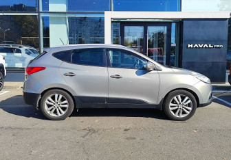 Подержанный автомобиль Hyundai ix35 2011 года (4 фото)