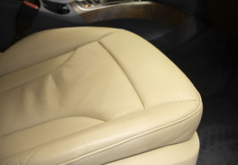 Подержанный автомобиль Audi Q5 2013 года (32 фото)