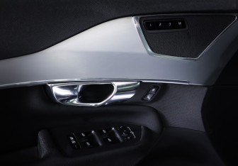 Подержанный автомобиль Volvo XC90 2019 года (19 фото)