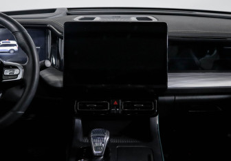 Подержанный автомобиль GAC GS8 2023 года (13 фото)