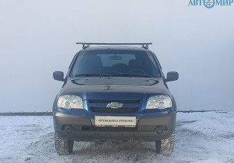 Подержанный автомобиль Chevrolet Niva 2017 года (2 фото)