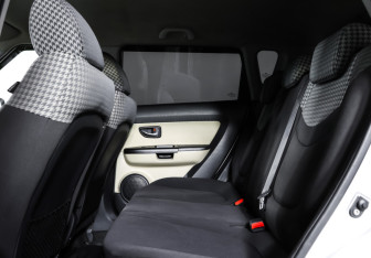 Подержанный автомобиль Kia Soul 2012 года (12 фото)