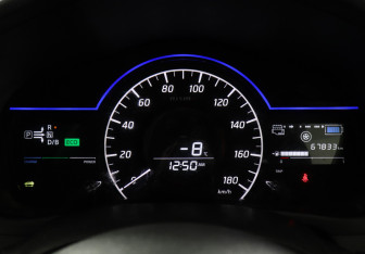 Подержанный автомобиль Nissan Note 2018 года (11 фото)