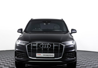 Подержанный автомобиль Audi Q7 2021 года (2 фото)
