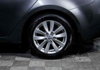 Подержанный автомобиль Kia Cerato Sedan 2015 года (15 фото)