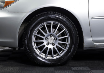 Подержанный автомобиль Toyota Camry Sedan 2002 года (21 фото)