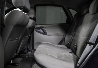 Подержанный автомобиль LADA (ВАЗ) Kalina Hatchback 2012 года (11 фото)