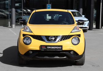 Подержанный автомобиль Nissan Juke 2017 года (2 фото)