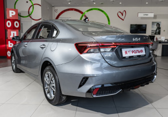 Новый Kia K3 Sedan 2026 (8 фото)