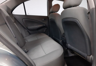 Подержанный автомобиль Nissan Almera Classic 2007 года (11 фото)