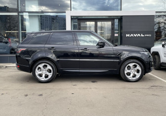 Подержанный автомобиль Land Rover Range Rover Sport 2018 года (4 фото)