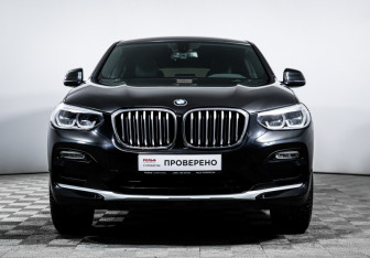 Подержанный автомобиль BMW X4 2019 года (2 фото)