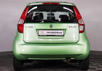 Подержанный автомобиль Suzuki Splash 2010 года (6 фото)