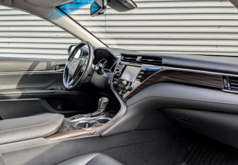 Подержанный автомобиль Toyota Camry Sedan 2018 года (11 фото)