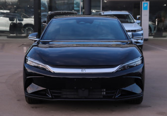 Новый BYD Han 2024 (2 фото)