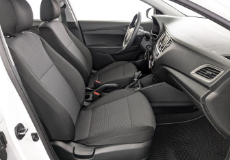 Подержанный автомобиль Hyundai Solaris Sedan 2020 года (24 фото)