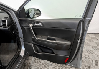 Подержанный автомобиль Kia Sportage 2019 года (23 фото)