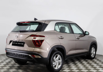 Подержанный автомобиль Hyundai Creta 2022 года (3 фото)