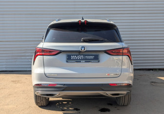 Подержанный автомобиль Changan CS75PLUS 2023 года (6 фото)