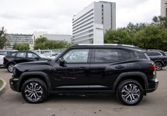 Подержанный автомобиль Haval H7 2025 года (6 фото)