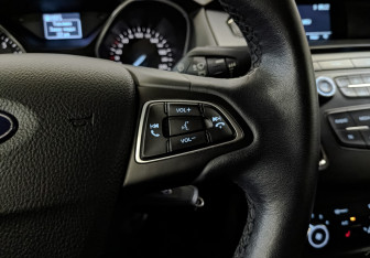 Подержанный автомобиль Ford Focus Sedan 2018 года (27 фото)