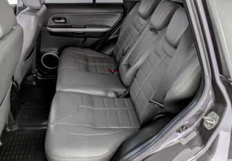 Подержанный автомобиль Suzuki Grand Vitara 2012 года (12 фото)