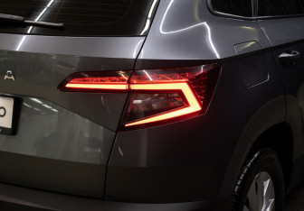 Подержанный автомобиль Skoda Karoq 2020 года (20 фото)