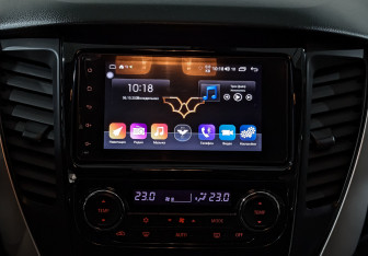 Подержанный автомобиль Mitsubishi Pajero Sport 2018 года (17 фото)