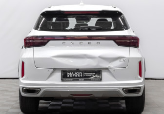Подержанный автомобиль Exeed LX 2022 года (6 фото)