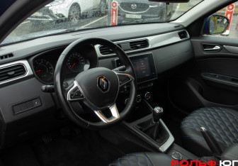 Подержанный автомобиль Renault Arkana 2021 года (10 фото)