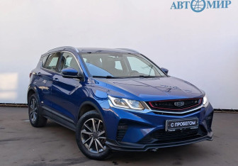 Подержанный автомобиль Geely Coolray 2022 года (3 фото)