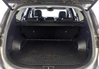 Подержанный автомобиль Hyundai Santa Fe 2021 года (10 фото)