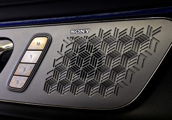 Подержанный автомобиль Exeed LX 2023 года (30 фото)