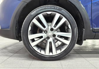 Подержанный автомобиль LADA (ВАЗ) Vesta Wagon 2020 года (18 фото)