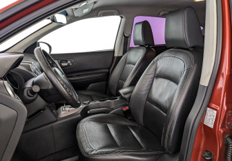 Подержанный автомобиль Nissan Qashqai 2008 года (20 фото)