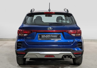 Подержанный автомобиль Kia Rio Hatchback 2021 года (6 фото)