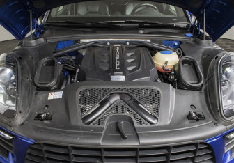 Подержанный автомобиль Porsche Macan 2014 года (22 фото)