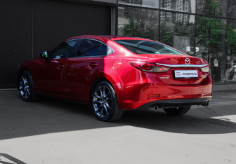 Подержанный автомобиль Mazda 6 Sedan 2018 года (6 фото)