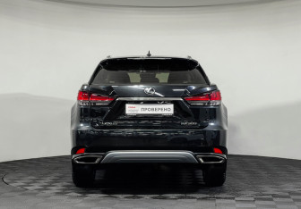 Подержанный автомобиль Lexus RX 2020 года (6 фото)