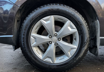 Подержанный автомобиль Subaru Forester Suv 2013 года (9 фото)