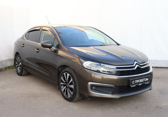 Подержанный автомобиль Citroen C4 Sedan 2020 года (3 фото)