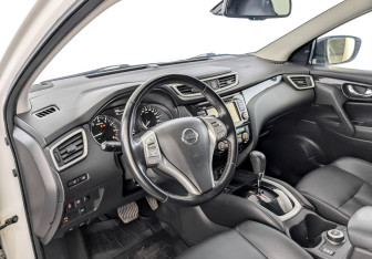 Подержанный автомобиль Nissan Qashqai 2018 года (16 фото)